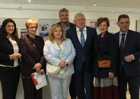 A Horvát Sajtó Napja és a Hrvatski glasnik 35. évfordulója A Horvát Sajtó Napja és a Hrvatski glasnik 35. évfordulója